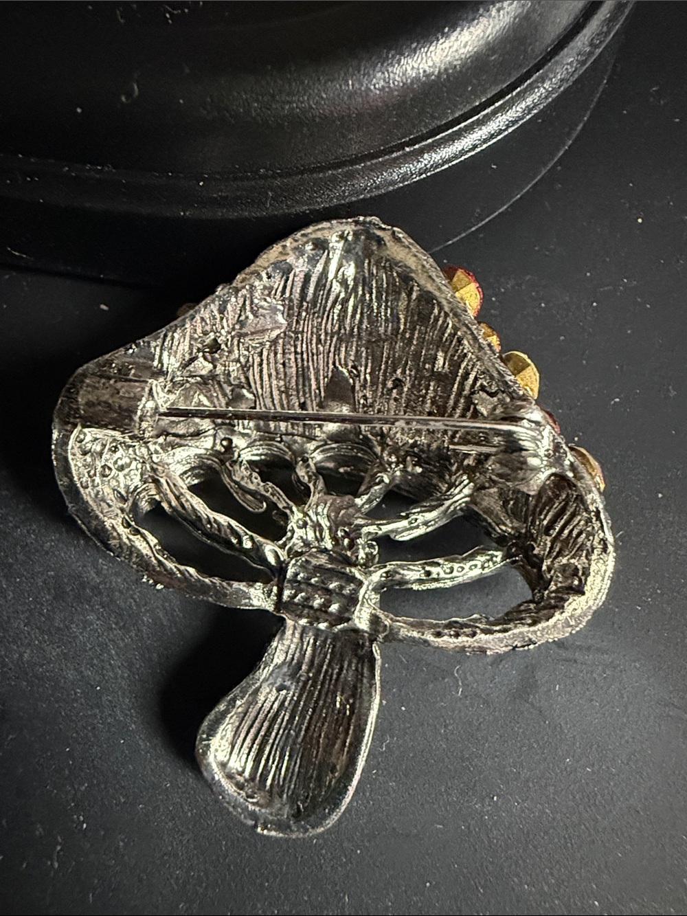 New Fun Mushroom Brooch Iridescent Iridescence aurora borealis AB broach pink - Picture 4 of 6